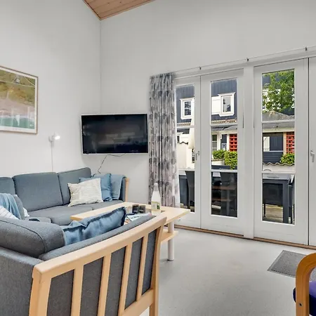 Epiphania - 100m To The Fjord By Interhome Apartment Tabel